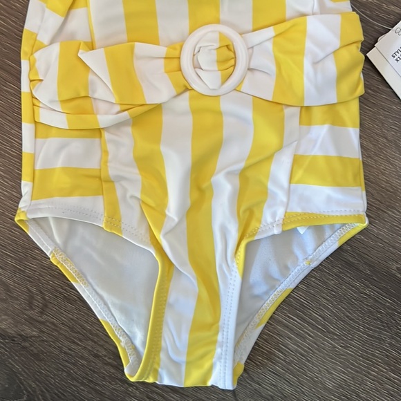 ☀️NEW Jessica Simpson Baby Girl Swimsuit with Sun hat - UPF 50+ -Sizes 18M & 24M - Picture 4 of 12
